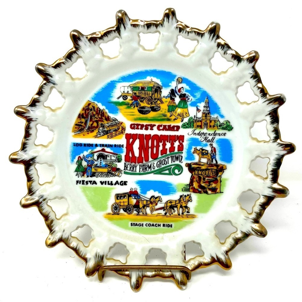 Knotts, Berry Farm, and Ghost Town Souvenir Plate 8” Vintage